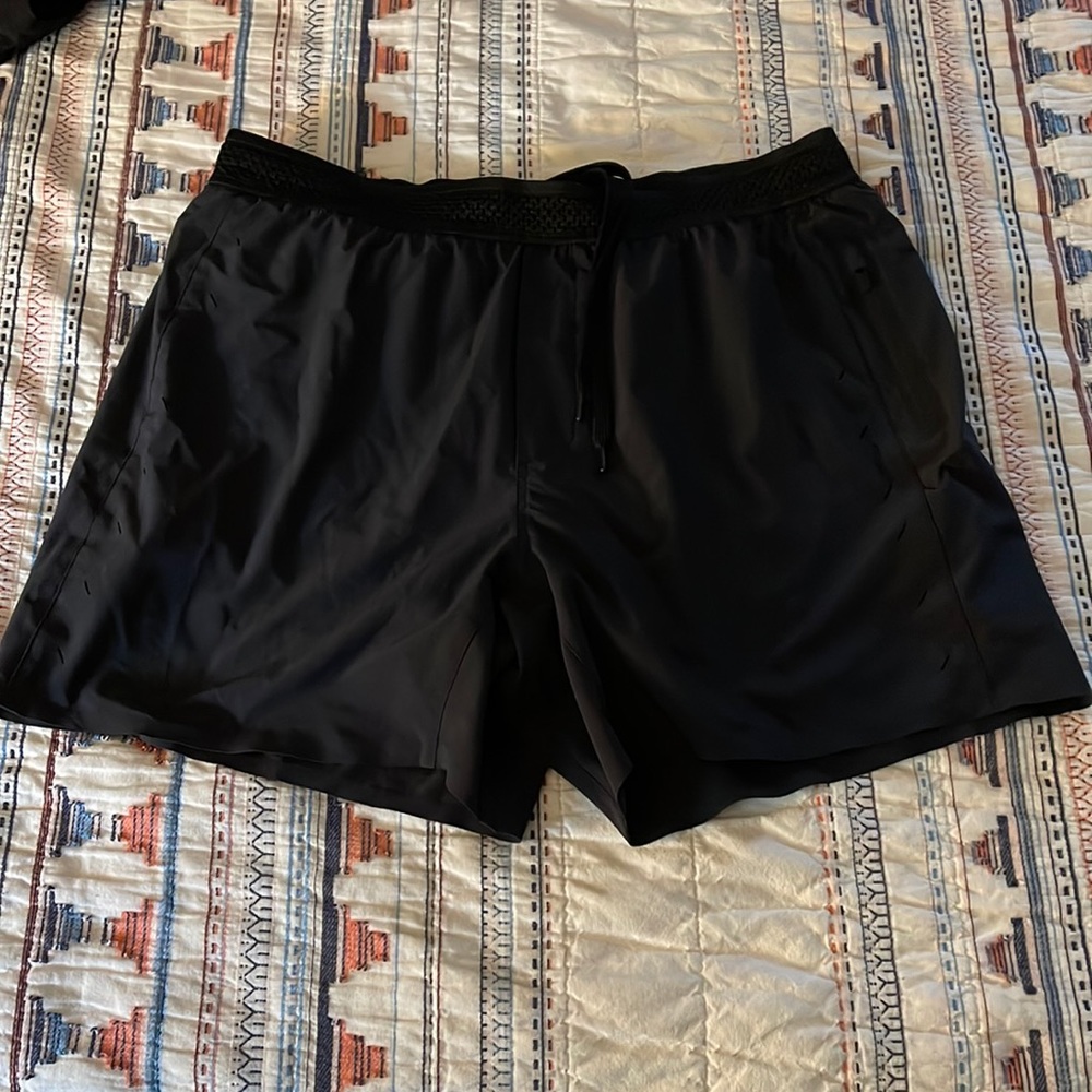 Ten Thousand 5” lined Session Short